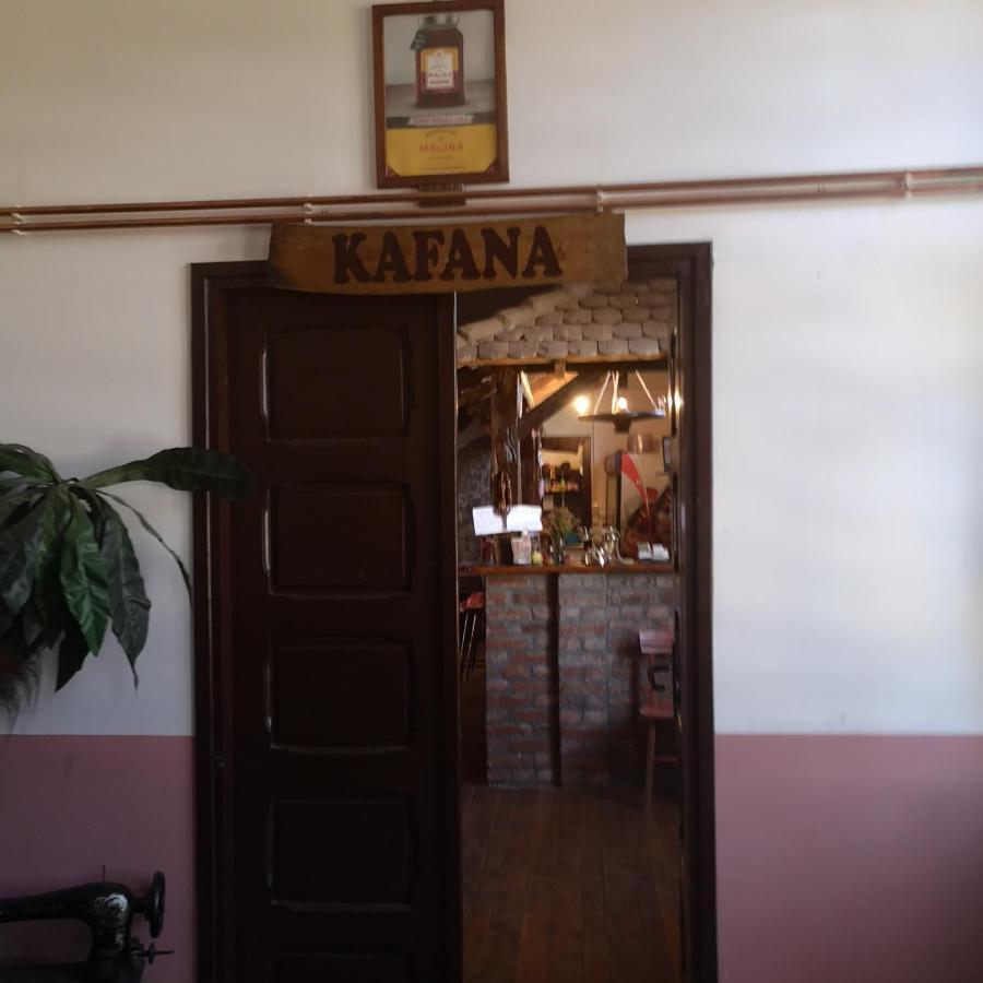 Etno Konak Angela Hotel Kalna Екстериор снимка